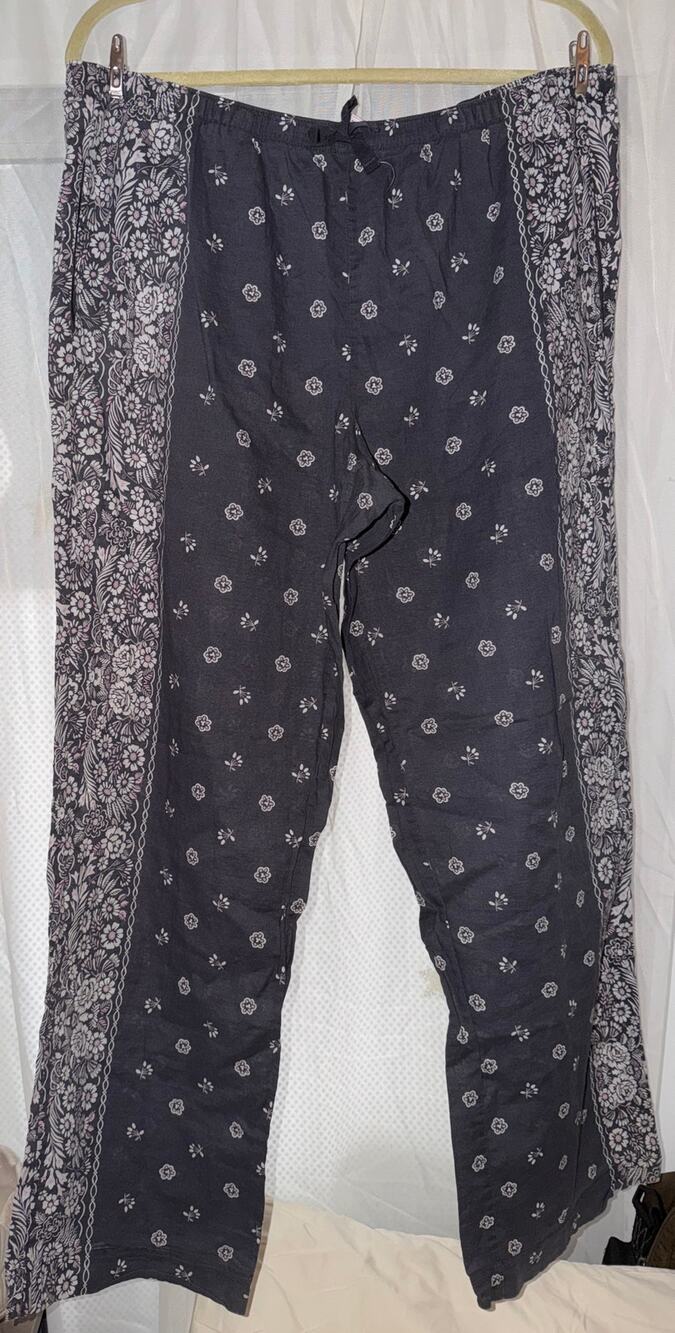 Victoria’s Secret Floral Cotton Pajama Lounge Pants Size L